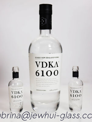 kopen 750ml VDKA 6100 VODKA GLASS BOTTLE, SUPER FLINT, PAPER LABEL DECORTION, New Zealand Vokda online vervaardiging