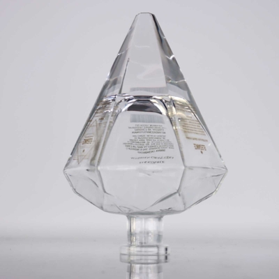 kopen Overdrukplaatje Opgepoetst Diamond Shaped Decanter 1000ML 700ml 21.5mm Crystal White online manufacture