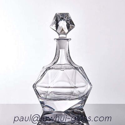 Kwaliteit  21.5mm Liquor Decanter Bottle Barware Diamond Cut Crystal Whiskey Decanter fabriek