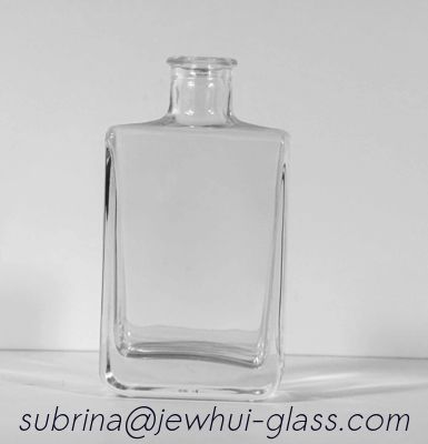 Goede prijs 200ml Gin or  Vodka Liquor Gin Rum Tequila Glass Bottle With Vinlock Glass Closures online