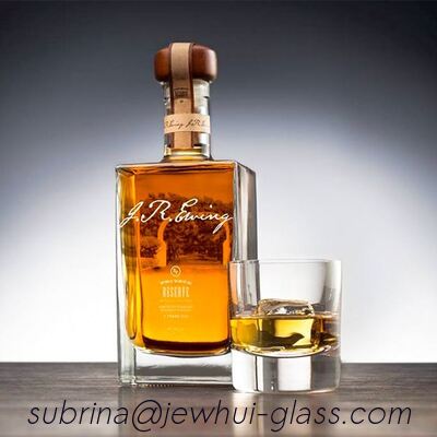 Goede prijs 750 ml of 700 ml Qubic Glass Flask SGS FDA online